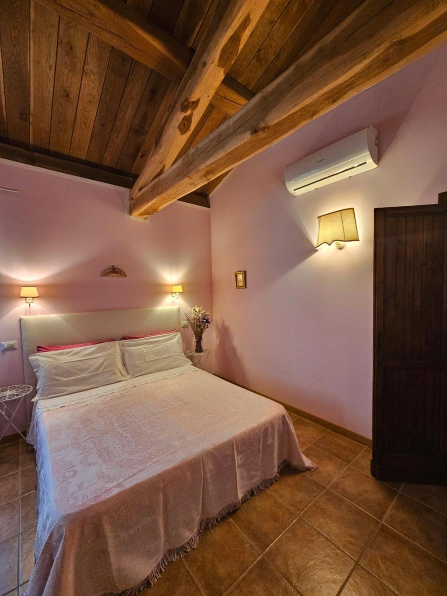 La Casa Dei Tigli Bed & Breakfast Cannara Exterior photo